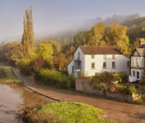 怀孕的初期腰疼屁股疼怎么回事