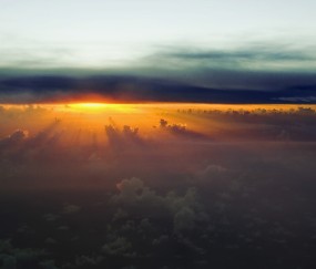 怀孕初期肠胃多喝水