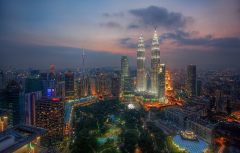 怀孕初期洗澡能洗肚子哪里吗